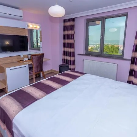 Tok Epik Otel *