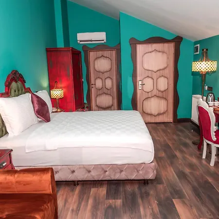Otel Tok Epik *