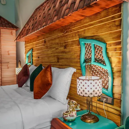 Tok Epik Otel