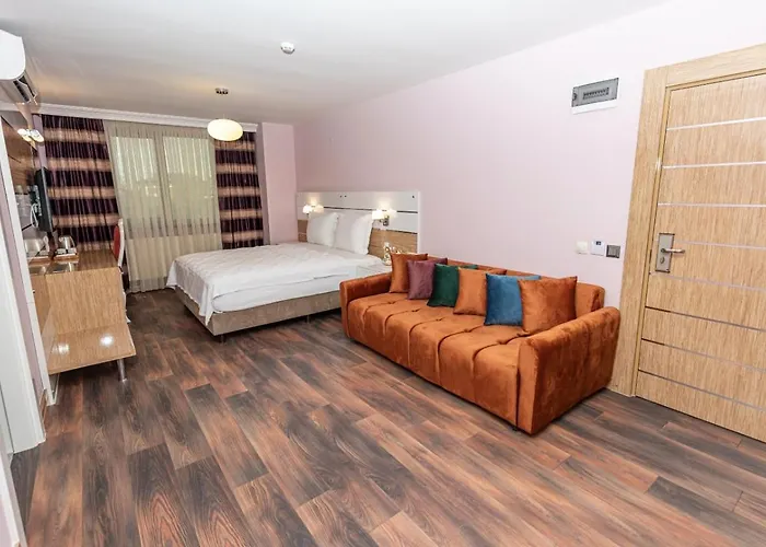 Tok Epik מלון בורסה